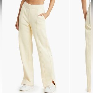 Alo High-Waist Free Time Straight Leg Sweatpant Large